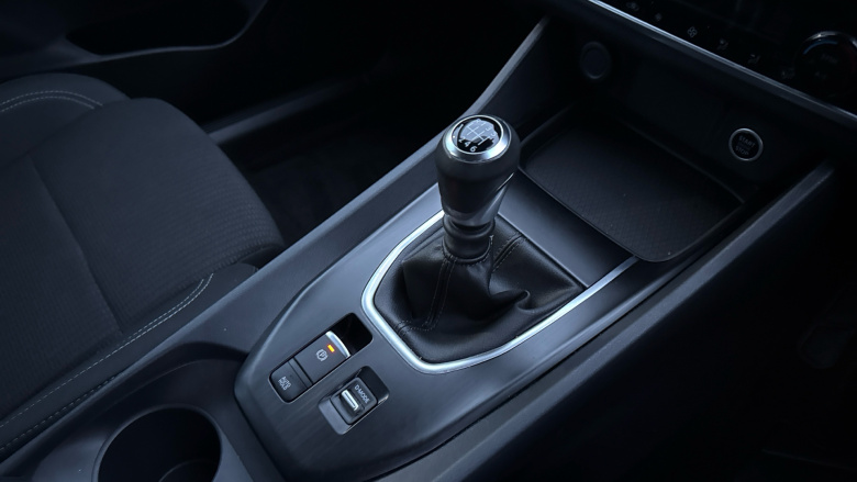 Nissan Qashqai 1.3 DiG-T MH Acenta Premium 5dr Petrol Hatchback